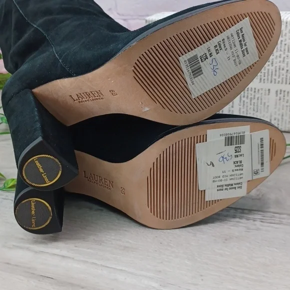 Lauren Ralph Lauren Suede Pull On Boot NWT - Picture 7 of 10